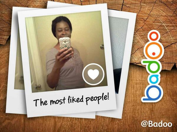 40Perry's tweet photo. I’ve got the looks, I’ve got the style! That’s how I won an award on #badoo! http://t.co/s8ohMBL8HY http://t.co/3aFW4CZbEn