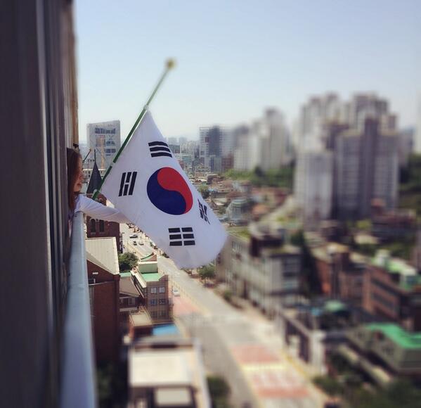 6월 6일 현충일 목숨바쳐 희생하신분들 절대 잊지 않겠습니다. 여러분도 잊지마시고 꼭 태극기 게양하세요!
