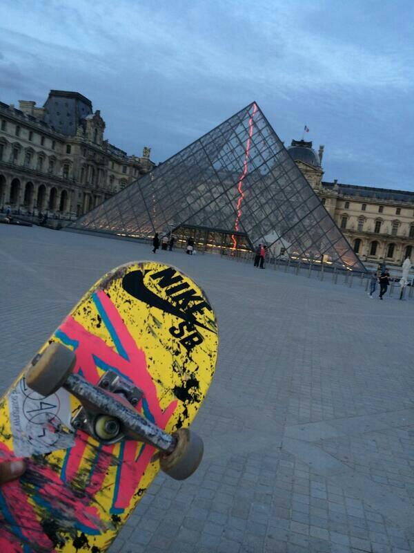 reversoskate's tweet photo. #piramide #depoder http://t.co/BtEczcRPwk