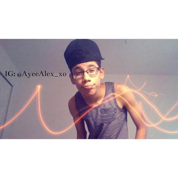 AyeeAlex_'s tweet photo. RT? http://t.co/V0j6TeP3JR