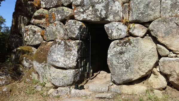 nausjka's tweet image. Già nel 1500 a.C. si usava il sughero come isolante #NuragheMajori #delphina #delphinahotels #Sardegna