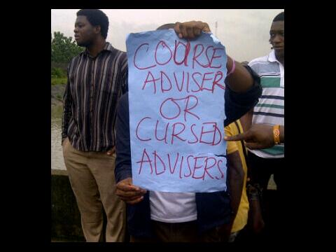 Bpb6ilxCcAAp0vC UNILAG Students Hold Protest, Shut Down School Over School Fees Hike (See Photos)