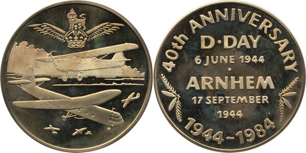 britishmuseum's tweet photo. This medal was made in 1984 to commemorate the 40th anniversary of D-Day #DDay70 http://t.co/mBnqKBcgzO http://t.co/OAiOi8UJyF