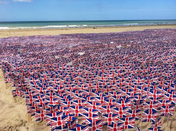22,000 Union Flags on Gold Beach tells it's own story. #LestWeForget