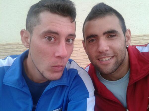 PabloDavidTL's tweet photo. De reconocimiento médico con mi compare @AndreuMartn http://t.co/9UhgemiH42