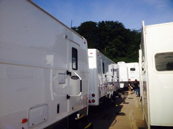 realmartinkemp's tweet photo. Sunrise over Trailer city!
@PartyPiecesFilm http://t.co/TxmBuc7RXJ