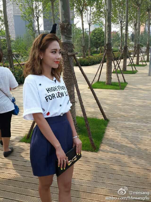 Bpbhf_ACMAAVzw0.jpg:large