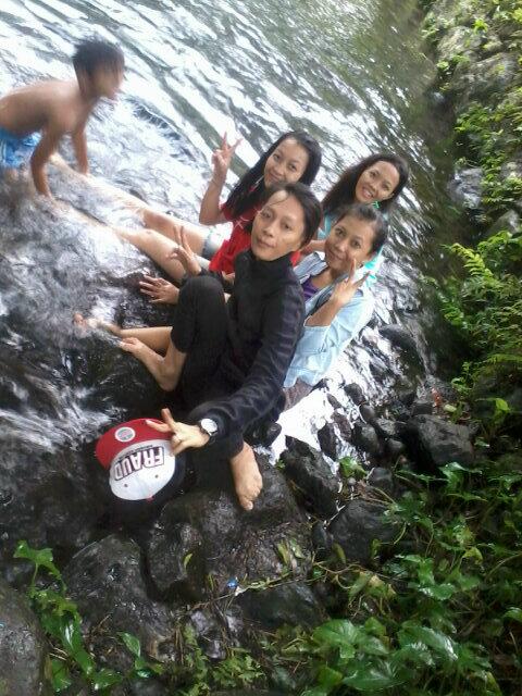 Hangeout dikalipun gapapalah :D yang penting hepi \m/