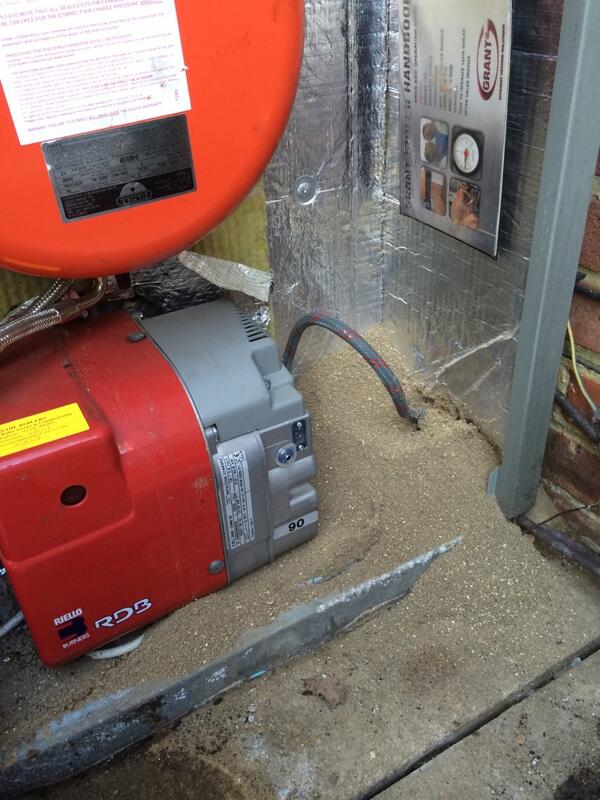 uptheplot's tweet image. Ah. So that's why the boiler isn't working this morning. Ants have made themselves at home! #coldshower