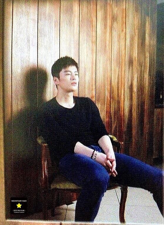 ~~ Taiwan Magazine [Taipei Walker] (2) ยกธงยอมแพ้ ;3; RT <a href="/seostar1023/">seostar1023</a>: #서인국 대만 잡지 Top Idol-1 #ソインググ
#徐仁國 _seostar1023