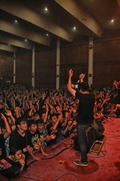 Losing Friends tweet media