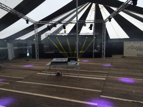 Hebben jullie er al zin in????? De voorbereidingen gaan goed! Er zijn nog kaarten bij de deurverkoop! Tot vanavond !!