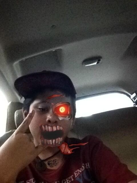 ArgaYaya's tweet photo. Check out my scary face effects! via @moviemakeupfx http://t.co/O8kt91B83T