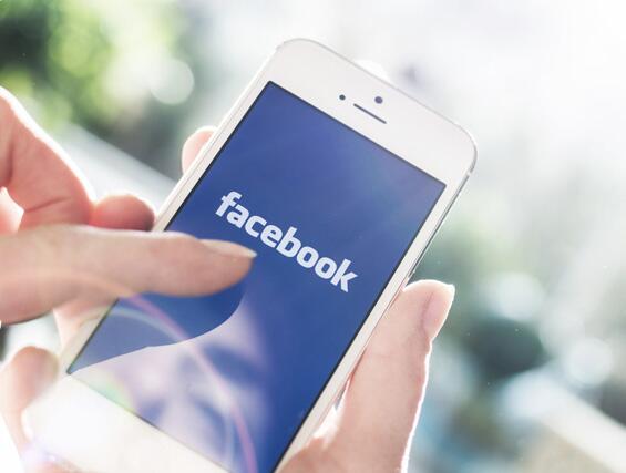 CoinDesk's tweet photo. Facebook Approves First Cryptocurrency Tipping Apps http://t.co/SqNLa1A2dy http://t.co/vlpgXFlnYW