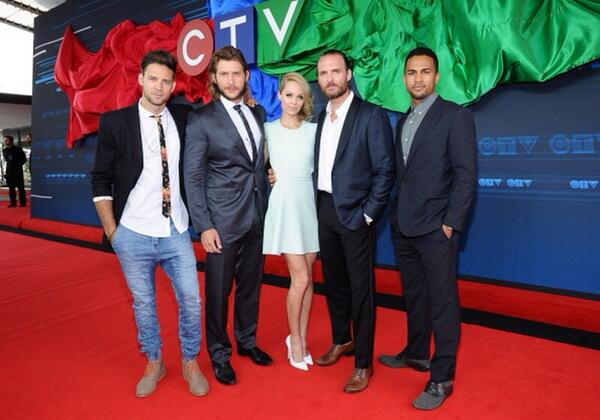 Vandiekins22's tweet photo. The pack @CTV_Television @bittentv http://t.co/xoFP6qI89z