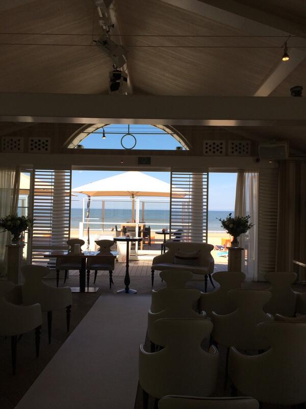 straverwedding's tweet photo. Wat een fantastisch weer op een fantastische locatie! http://t.co/zbKAyNS6fT