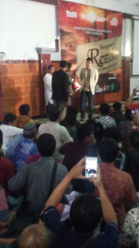 mahbubHarrys's tweet photo. Seminar menjemput rejeki by @ipphoright dikediri TOP BGT! http://t.co/3U5LCcBvfS