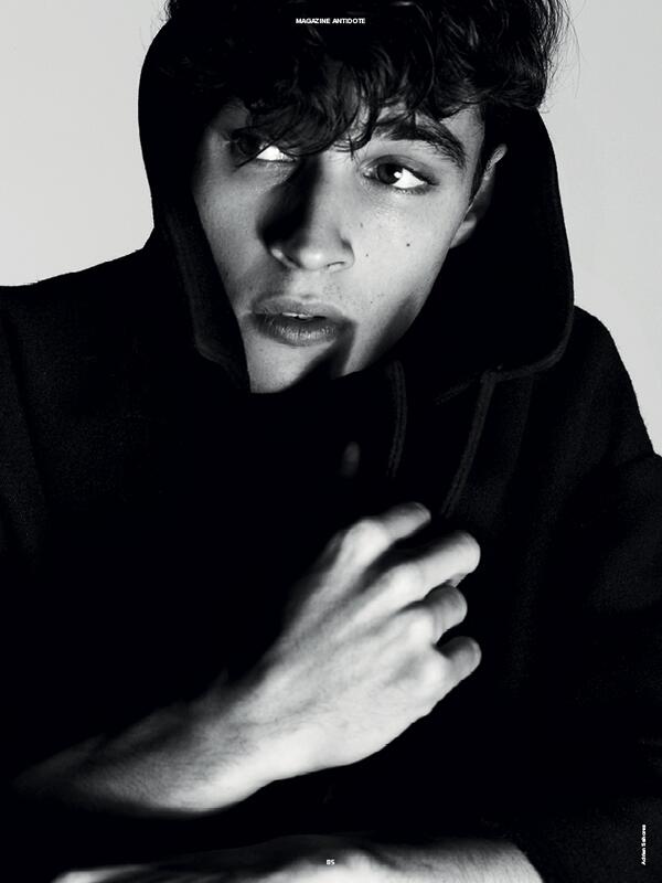 Mag_Antidote's tweet photo. ROMANCE ISSUE – p.85 #MagazineAntidote #RomanceIssue @CuneytAkeroglu @SahoresAdrien #YannWeber @models_1 @APC_FRANCE http://t.co/viukvPo0Aa