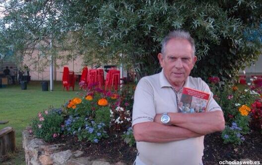 fiestameres's tweet photo. “@ochodiasweb: Entrevistamos a "Velino El Rilu", presidente desde hace más de 30 años en la @fiestameres! http://t.co/STt6u9f7hw