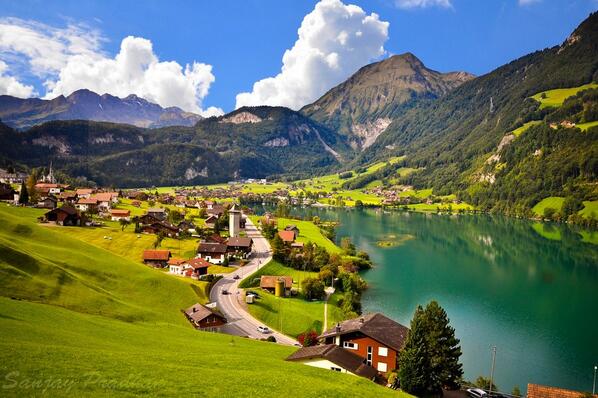 Gabriele_Corno's tweet photo. A nice Place @ Lungern, Kanton Obwalden, Switzerland by Sanjay Pradhan #inspiration #CGE #Landscape #FF_Specialツ http://t.co/3pgiFf35HJ