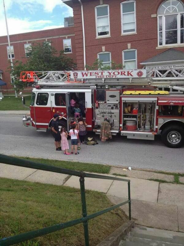 WestYorkFire's tweet photo. Fun day with the kids from Loucks school http://t.co/hSbJ3FA997