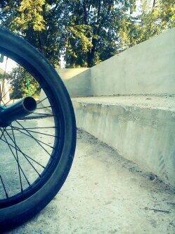 hungreenrider's tweet photo. afternoon chill #chillsnotskills #2peg #goodspot #borsodi http://t.co/jlbO9Ud76D
