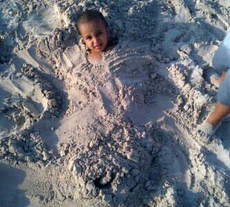 7ameem's tweet photo. مساااكم الله بالخير...استرخاااء http://t.co/lUwqDNedvW