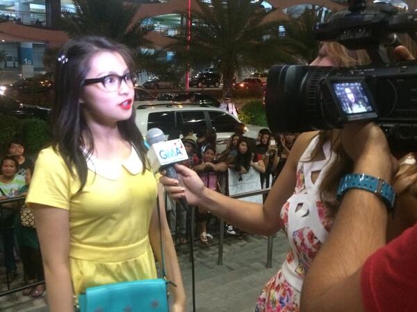 francescake97's tweet image. &quot;Spotted:Barbie Forteza telling the world y she adores Taylor. #SmartTaylorSwift #SpinnrTaylorSwift http://t.co/E26tYuJvL8&quot; sana nakaRed sya