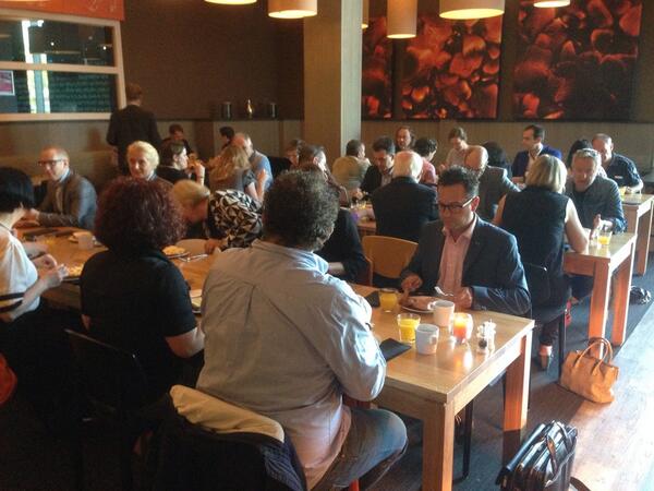 HelmondNext's tweet photo. Wij willen alle deelnemers van 1e Open Business Summit bedanken voor een mooie ochtend in @FitlandHelmond http://t.co/hMEwCHc9as
