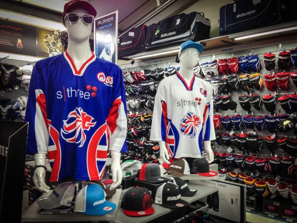Supporting <a href="/GBInlineHockey/">GB Inline Hockey</a> in store, you can too, get your GB jersey here> bitly.com/GBjersey #GBinCzech