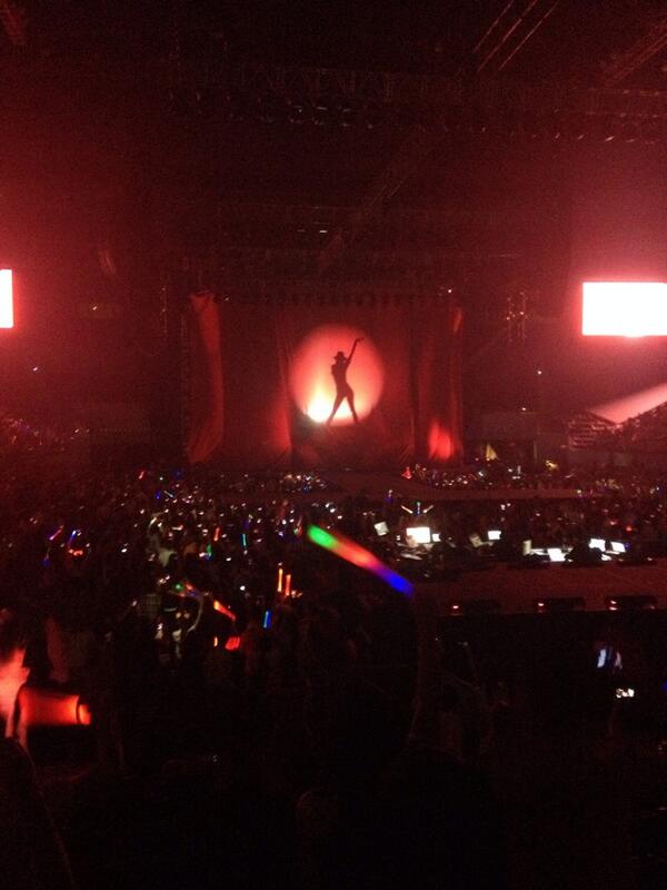 tswiftvietnam's tweet image. RT @tswiftph: #REDTourMNL #SpinnrTaylorSwift