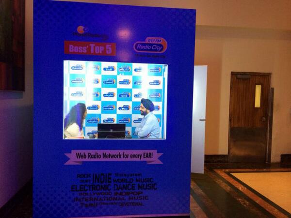 planetradiocity's tweet photo. At our booth at #14IDMA, we now have Gurmit Sethi, MD, Yahoo! talking to RJ Annie. http://t.co/0jbLpmJxg3