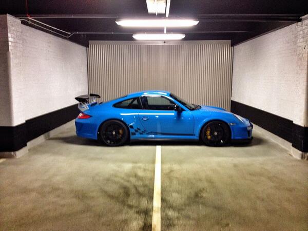 SupCarConcierge's tweet photo. Surely one of the best shapes ever? #911 #Porsche #GT3RS #GT3 http://t.co/Ew8sJCQPBO