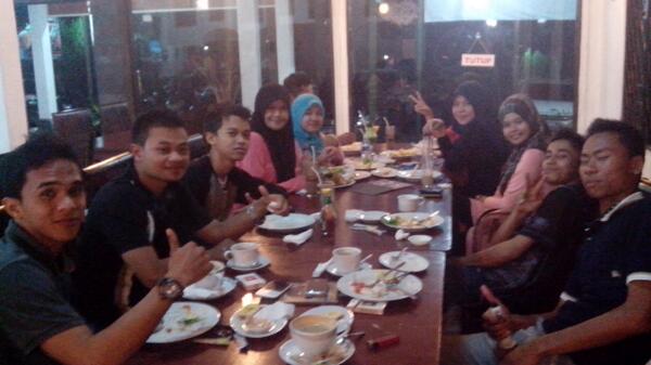 binggocoffee's tweet photo. happy friday night ka2 :-) http://t.co/6MU9kFPYRN