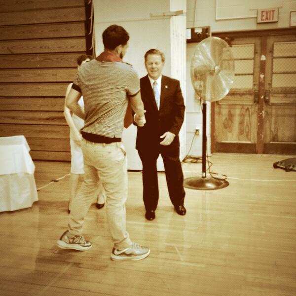 foreignmeechobh's tweet image. The boul McCann dappin me up last night.. 😂😭 #onThatNote haha too wavyy