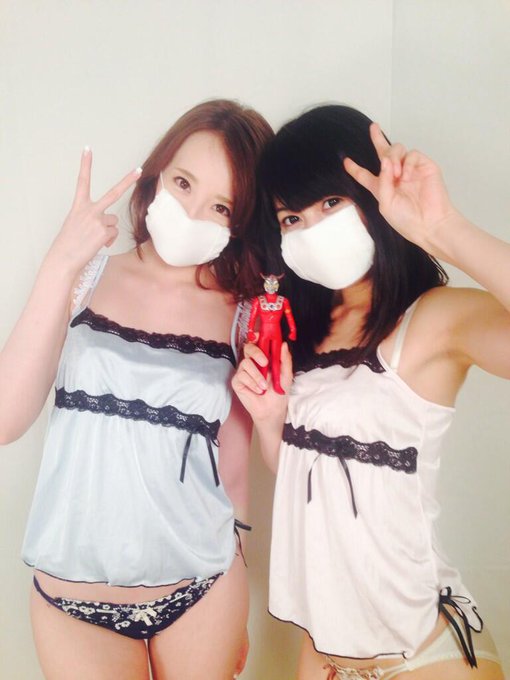 撮影おわり♡  今日は仲良し西園寺れおちゃんと共演だったよ♡  こんなフェチな撮影でした(・&omega;・)ノ http://t.co/BSeUchdds5<a href="/tag/ryugagotoku"class="tags"><span>#ryugagotoku</span></a>