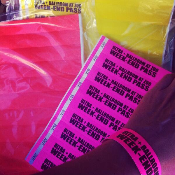 Ultra + Ballroom Pass weekend !!Ça vous dit ??? <a href="/deejaytore/">DJ TORE</a> <a href="/djlilzian/">Deejay Lil Zian</a> @ultra_zooclub @deejayleeboy @zooclub_yfiesta