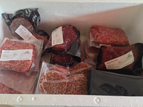 Vandaag een super pakket ontvangen van <a href="/DutchAngus/">Dutch Angus</a> #topvlees en persoonlijk bezorgd!