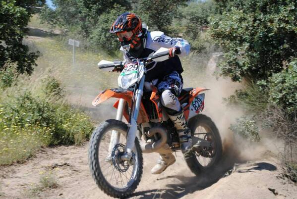 isabelprjctes's tweet photo. "@Royanejos: Próximo 5 y 6 de Julio habra un curso de cross y enduro.Iremos publicando el cartel y detalles http://t.co/fPOzrpPEWT"