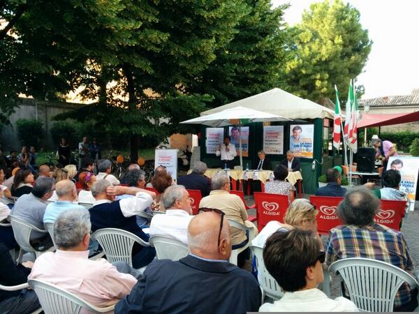 pdfano's tweet photo. @SeriMassimo "#Fano merita di più. Per questo domenica 8 giugno è importante votare per sostenere il nostro progetto" http://t.co/kqIRIBWEHJ