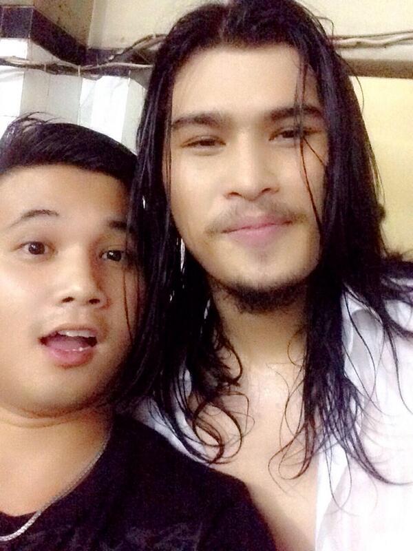 adityadjie's tweet photo. With my idol @VirzhaIDOL8 http://t.co/tvGU3sY7is