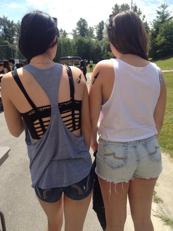 g_scigs's tweet image. #PUCKSLUTPROBLEMS 😂🙌