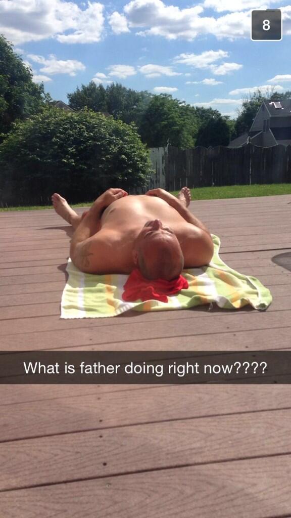 jamigrosso's tweet image. pissin at Nicky's snapchat #NOTNO