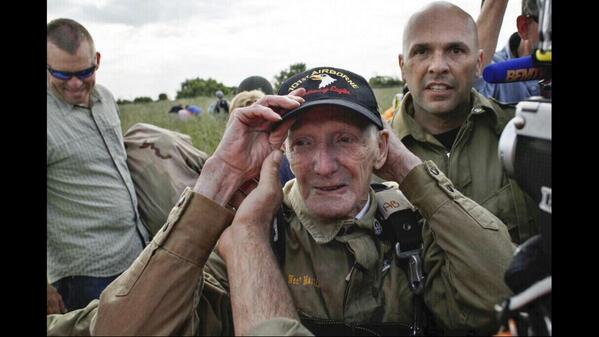 Pictures of lads with beards or girls squatting get 5000+ RTs .. How many for this 93 year old D-day veteran ?