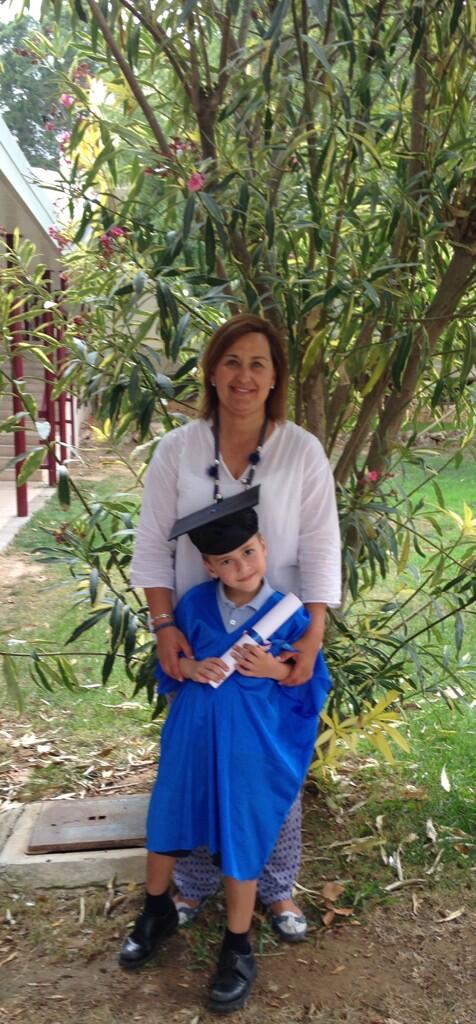 NataliaUbepas's tweet photo. Graduación de infantil en el Vedat .. Otra etapa superada... A por la próxima http://t.co/afJKpKjFFu