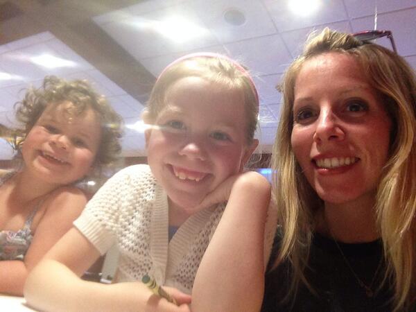 amylite105's tweet image. I am officially dating @NewportCreamery #thirdtimeinaweek #newportcreameryselfie