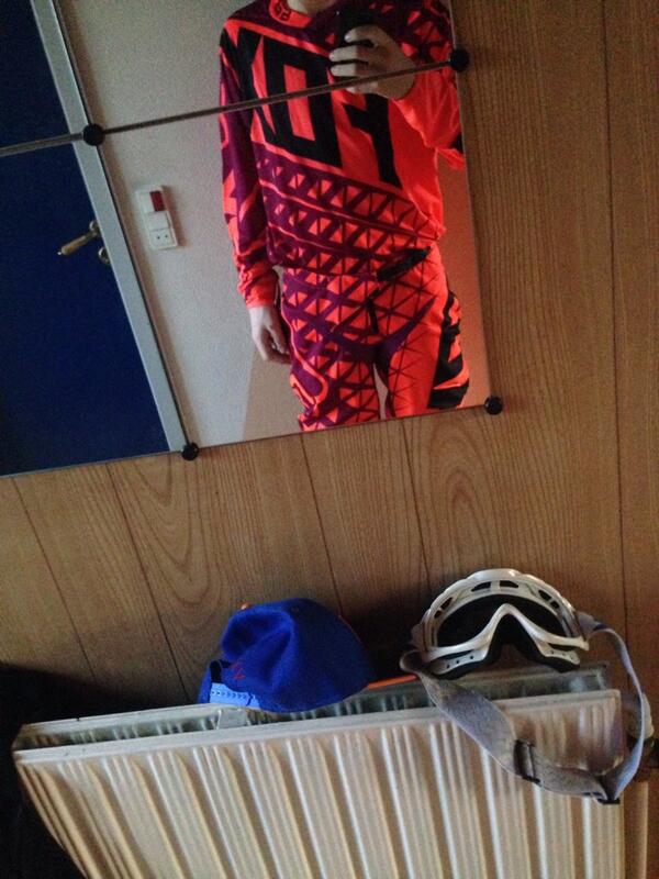 motorboy76's tweet photo. Hvorfor der ingen der kør i mit gear. Fox for the win#xgamesdk http://t.co/YGa7SUntE8