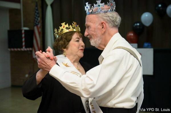 SeniorLivingSTL's tweet image. Young at heart seniors (60+) celebrate prom night! video.stltoday.com/Covenant-Place…
@seniorlivingstl  #PostDispatch #YPDSTL