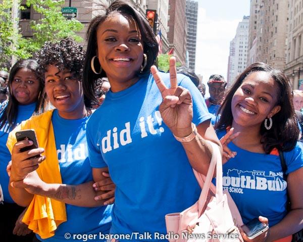 fotosfromphilly's tweet photo. #Philadelphia  #Michael_Nutter 2014 #TopoftheClassMarch @DPBell High School Seniors, March to City Hall Courtyard http://t.co/nvxKU0AjXp
