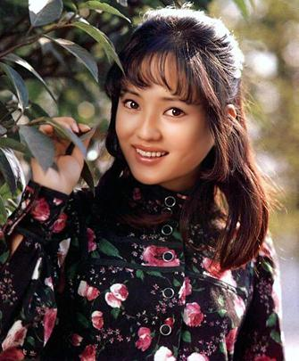 五十嵐淳子の女優としての活躍と中村雅俊の結婚のいきさつ 女優復帰しない現在の姿は Middle Edge ミドルエッジ